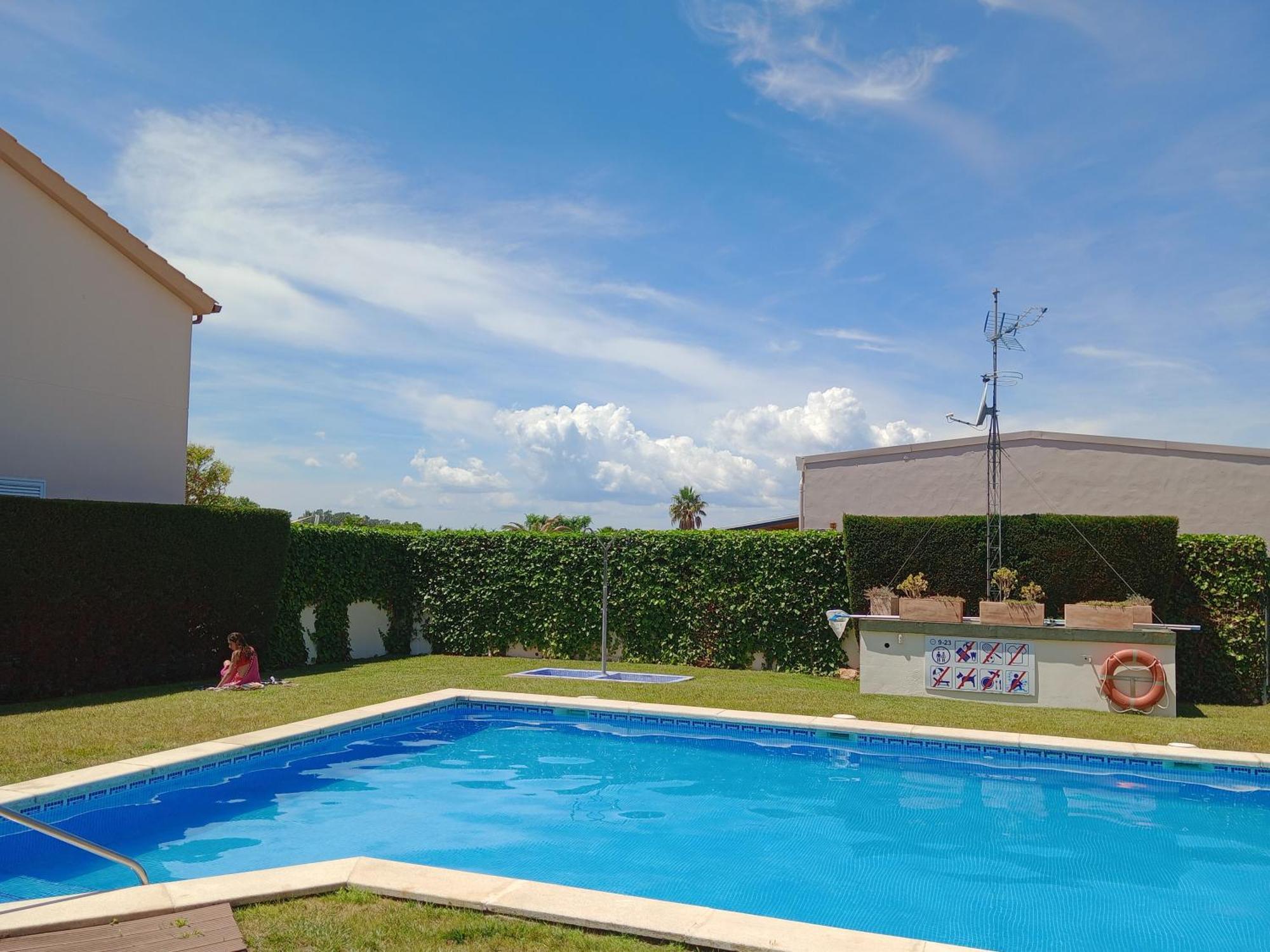 דירות Casa Unifamiliar Con Patio Y Piscina En L'Estartit- Costa Brava מראה חיצוני תמונה